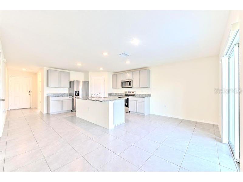 2785 Gardiner Lane Zephyrhills FL 33541 TB8474611 image6