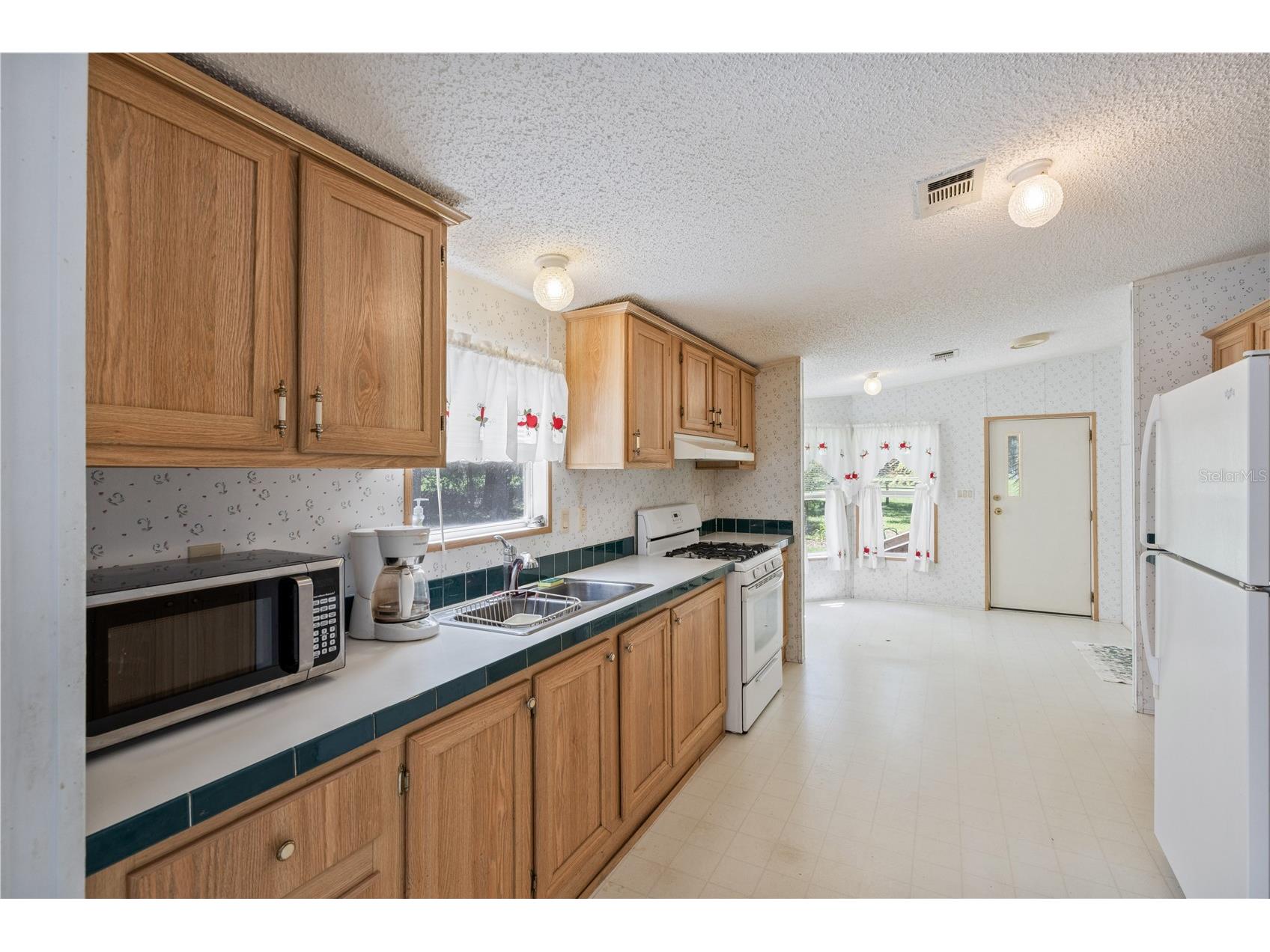 2786 NE 33rd Place Coleman FL 33521 G5114885 image7