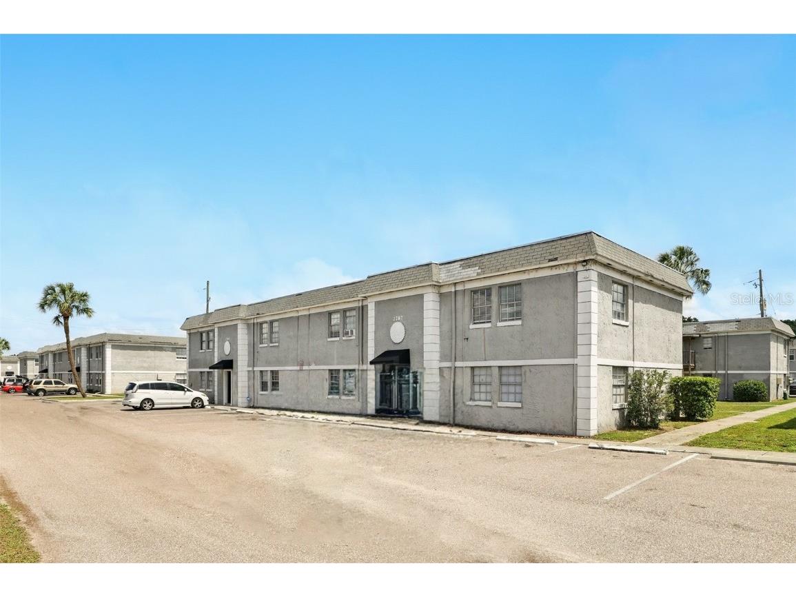 2787 L B Mcleod Road #A Orlando FL 32805 O6294380 image1