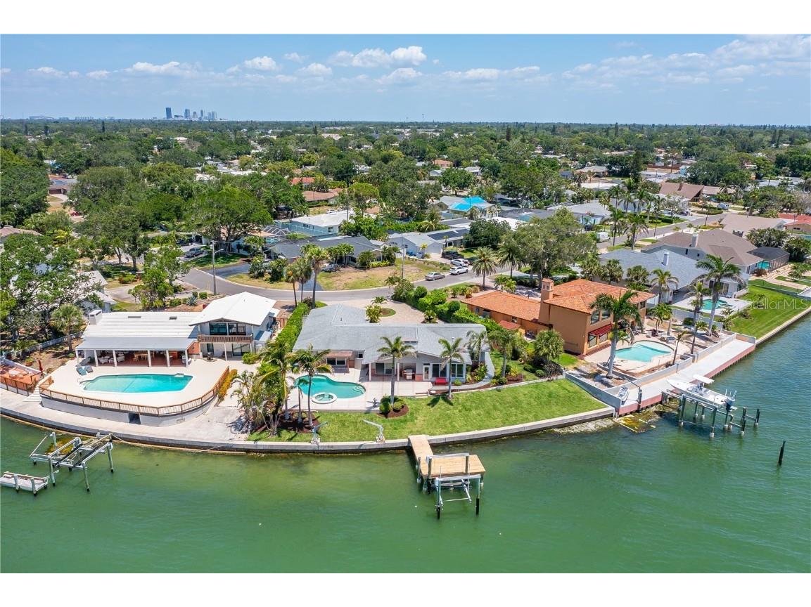 2788 70th Avenue S Saint Petersburg FL 33712 - TAMPA BAY TB8381994 image1