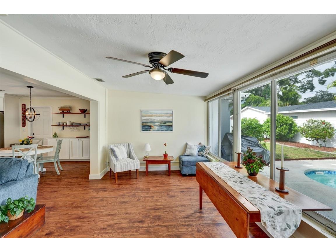 279 79th Avenue N Saint Petersburg FL 33702 TB8455532 image10