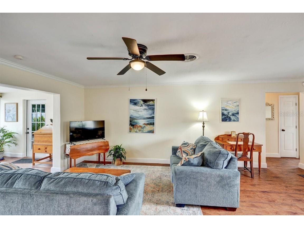 279 79th Avenue N Saint Petersburg FL 33702 TB8455532 image14