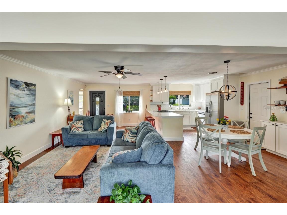 279 79th Avenue N Saint Petersburg FL 33702 TB8455532 image9