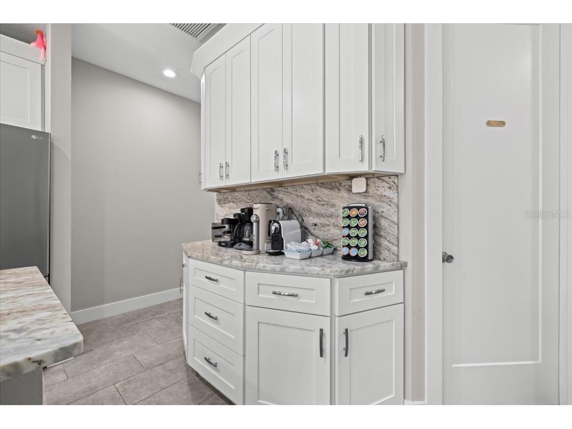 279 Avalon Road Venice FL 34293 A4669339 image20