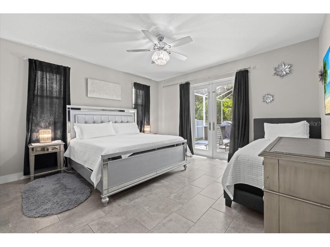 279 Avalon Road Venice FL 34293 A4669339 image22