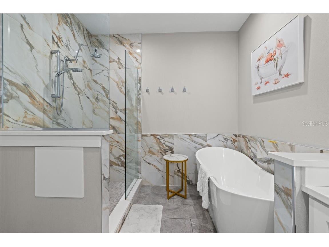 279 Avalon Road Venice FL 34293 A4669339 image25