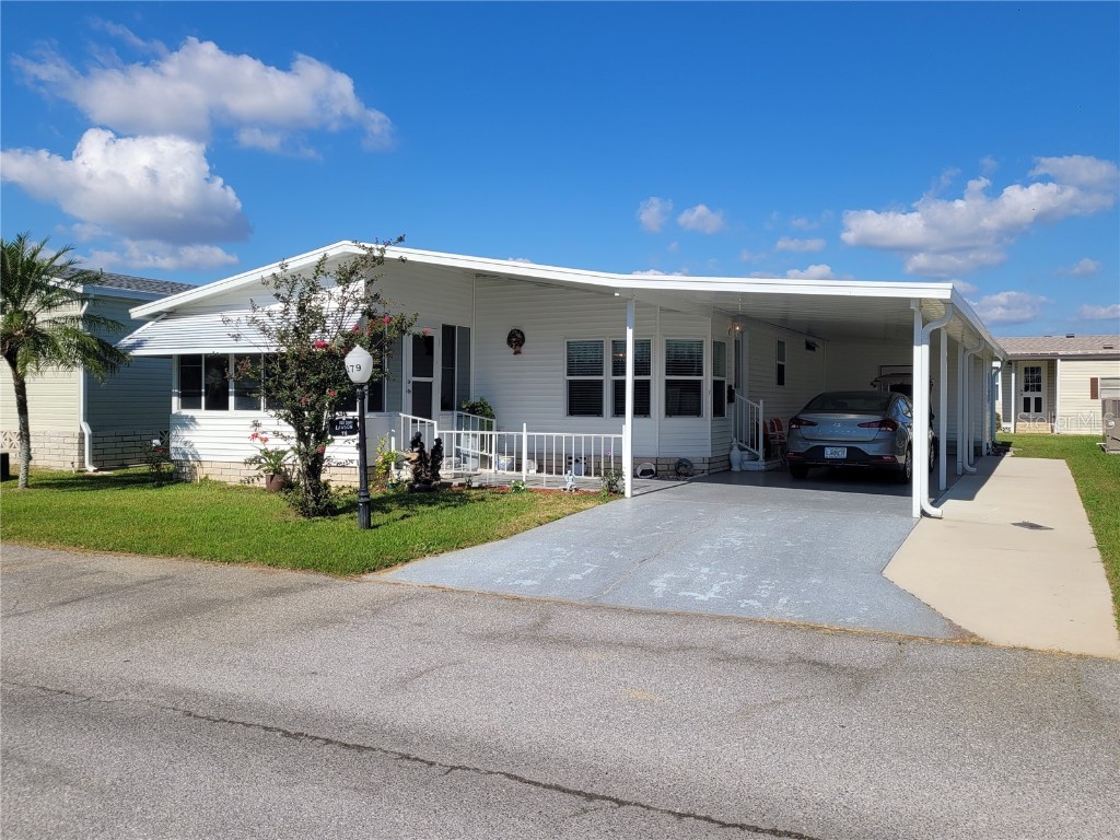 279 Dartmouth Drive Haines City FL 33844 - LAKE HENRY P4928080 image1