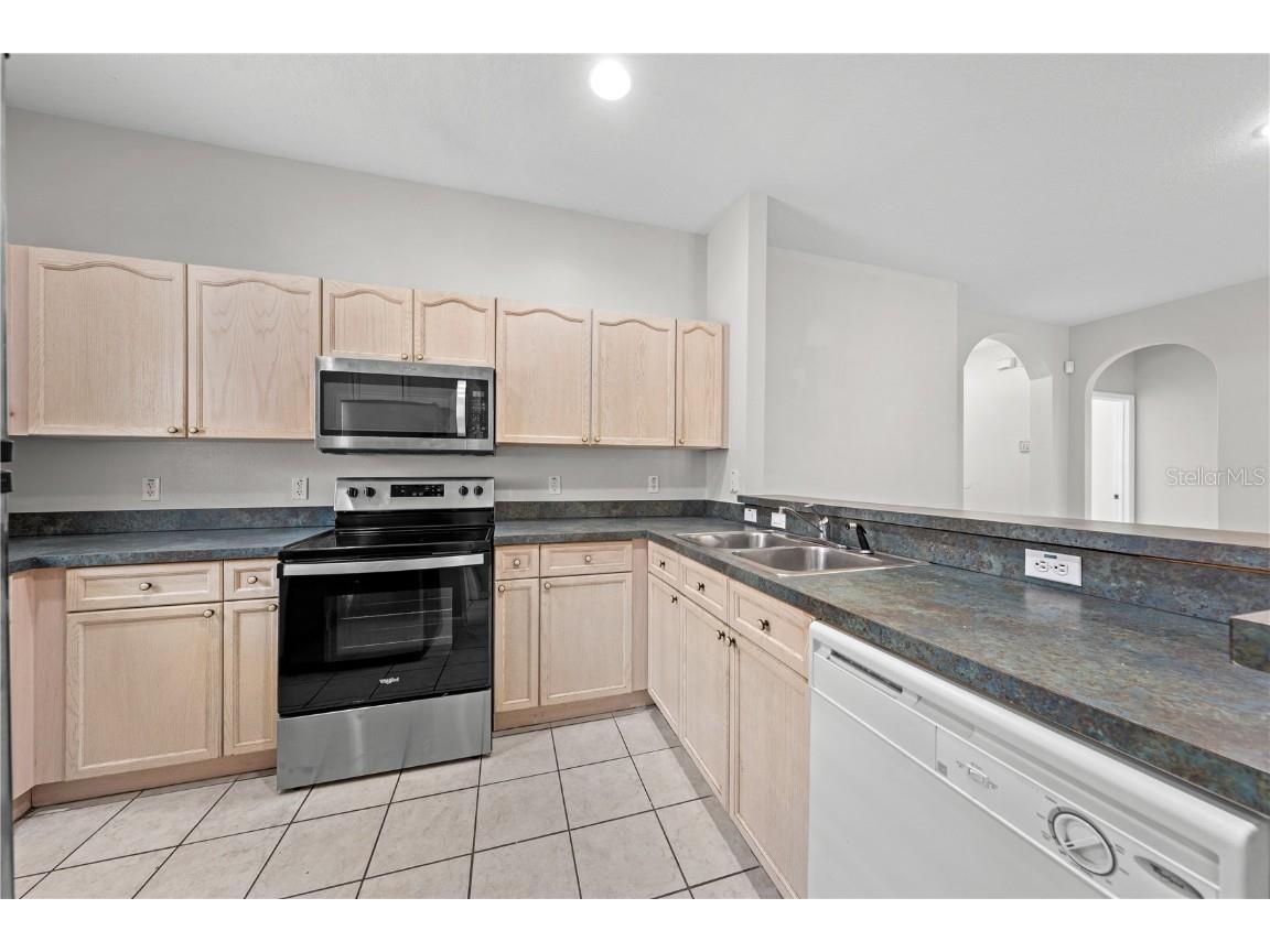 279 Magical Way Kissimmee FL 34744 S5133398 image14