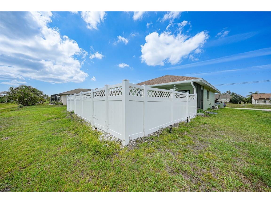 279 Mark Twain Lane Rotonda West FL 33947 D6142410 image39