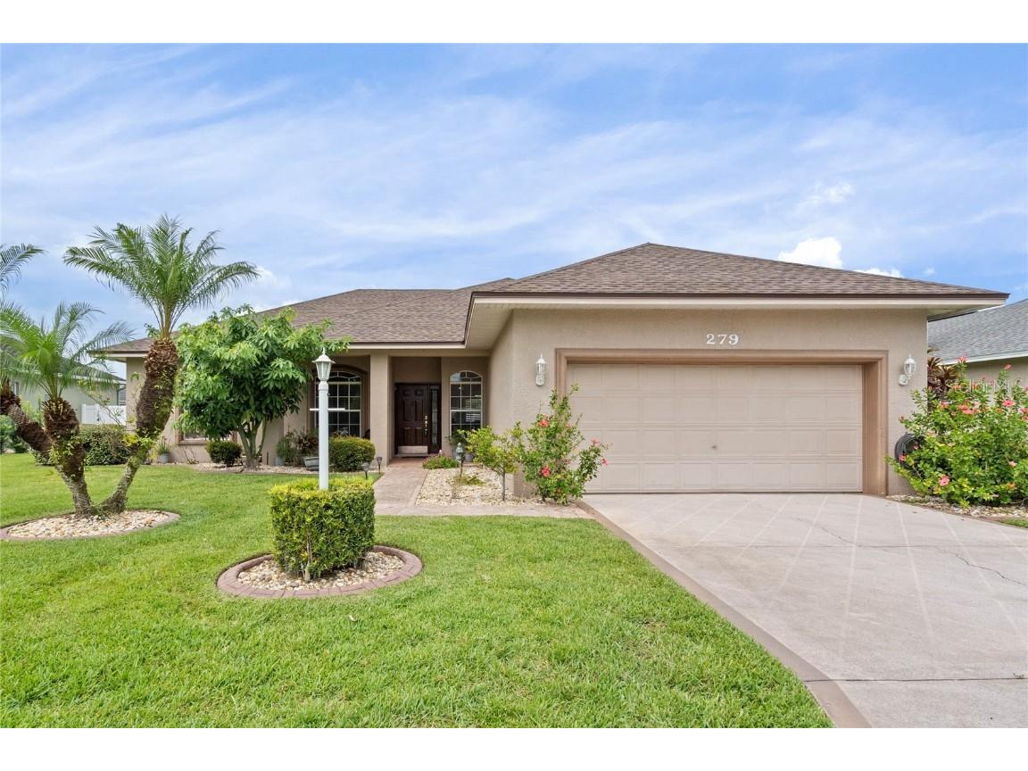 279 Ruby Lake Lane Winter Haven FL 33884 P4922640 image1