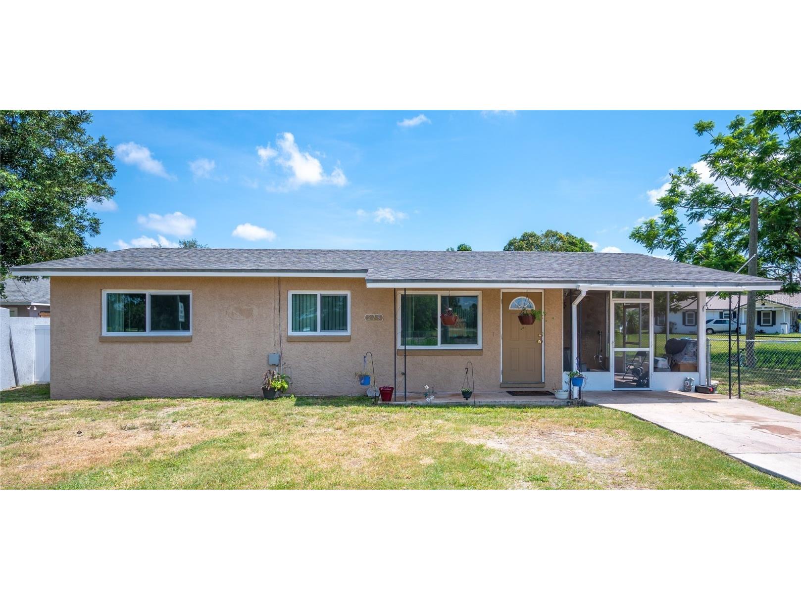 279 W Crystal Beach Road Eagle Lake FL 33839 P4926394 image1
