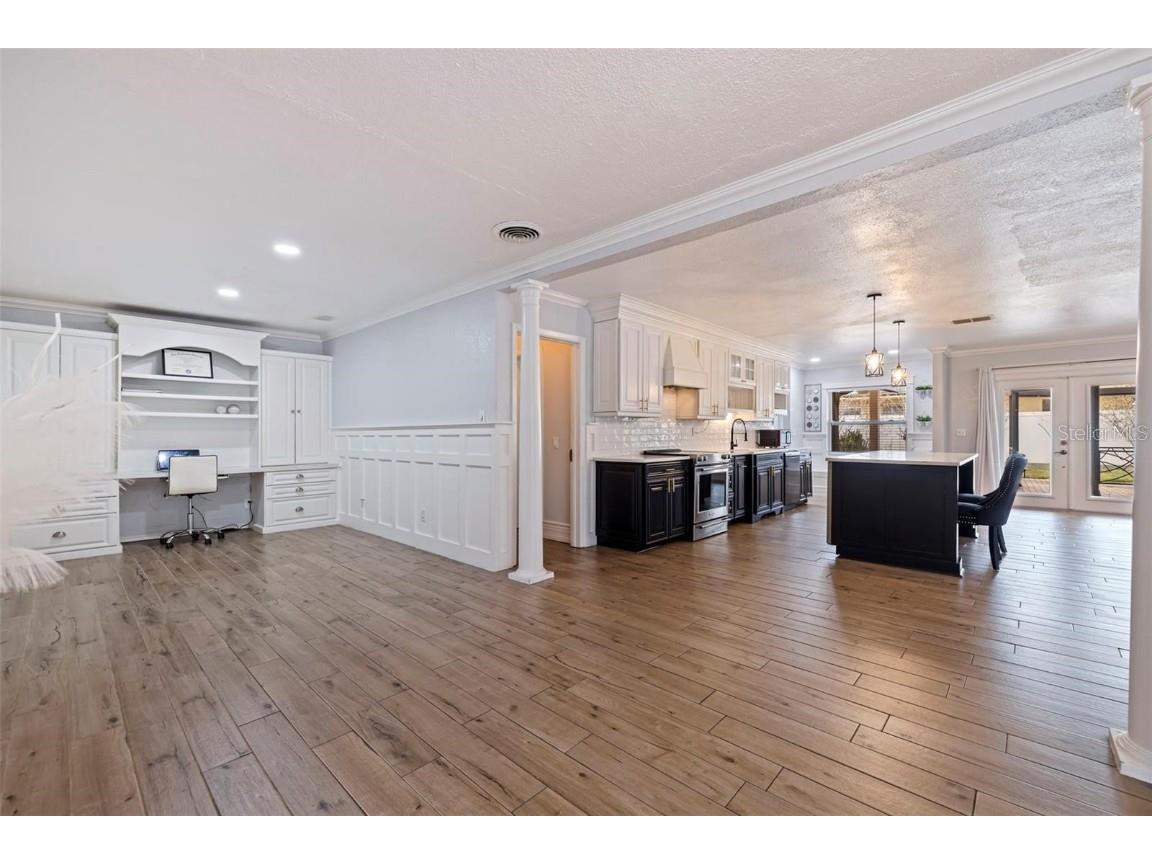 2790 Pinellas Point Drive S Saint Petersburg FL 33712 TB8413167 image11