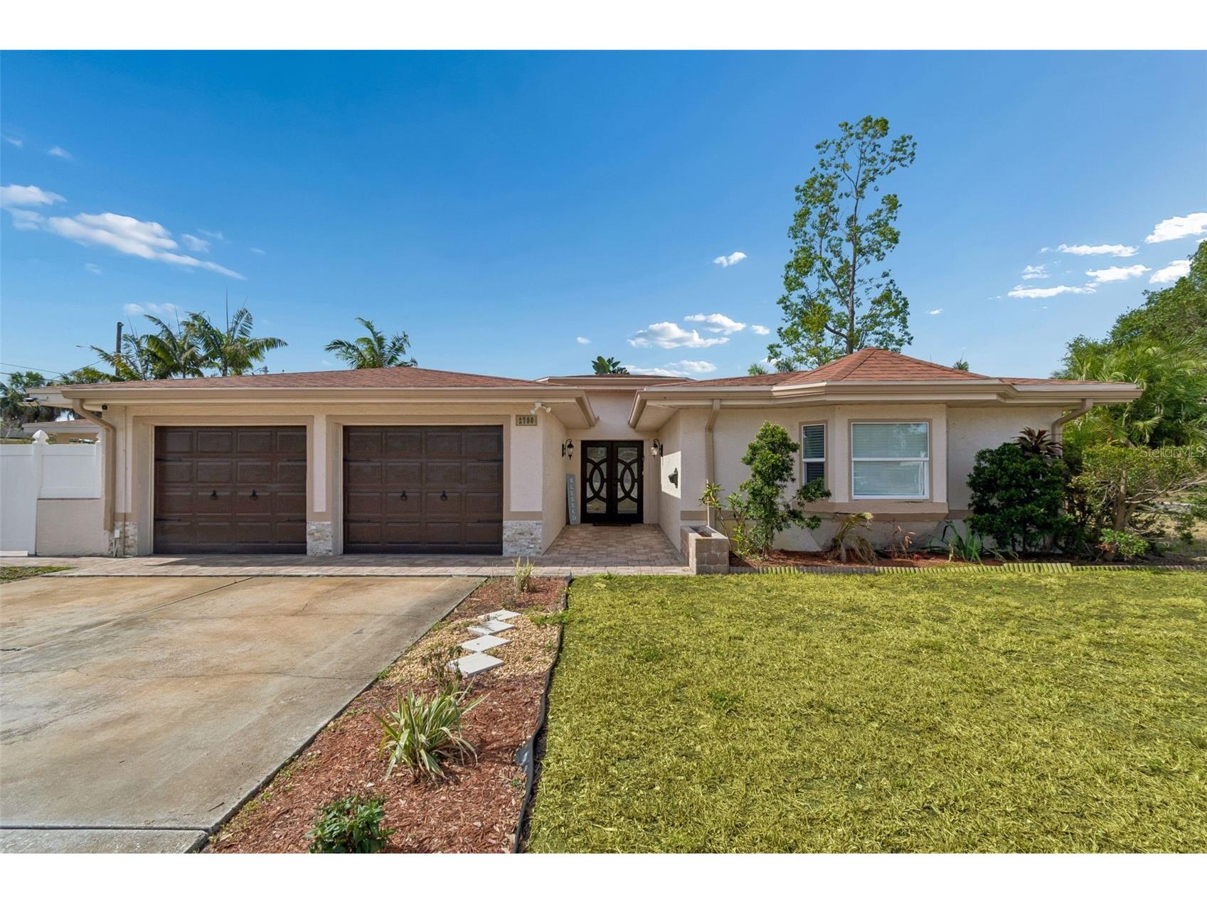 2790 Pinellas Point Drive S Saint Petersburg FL 33712 TB8504600 image2