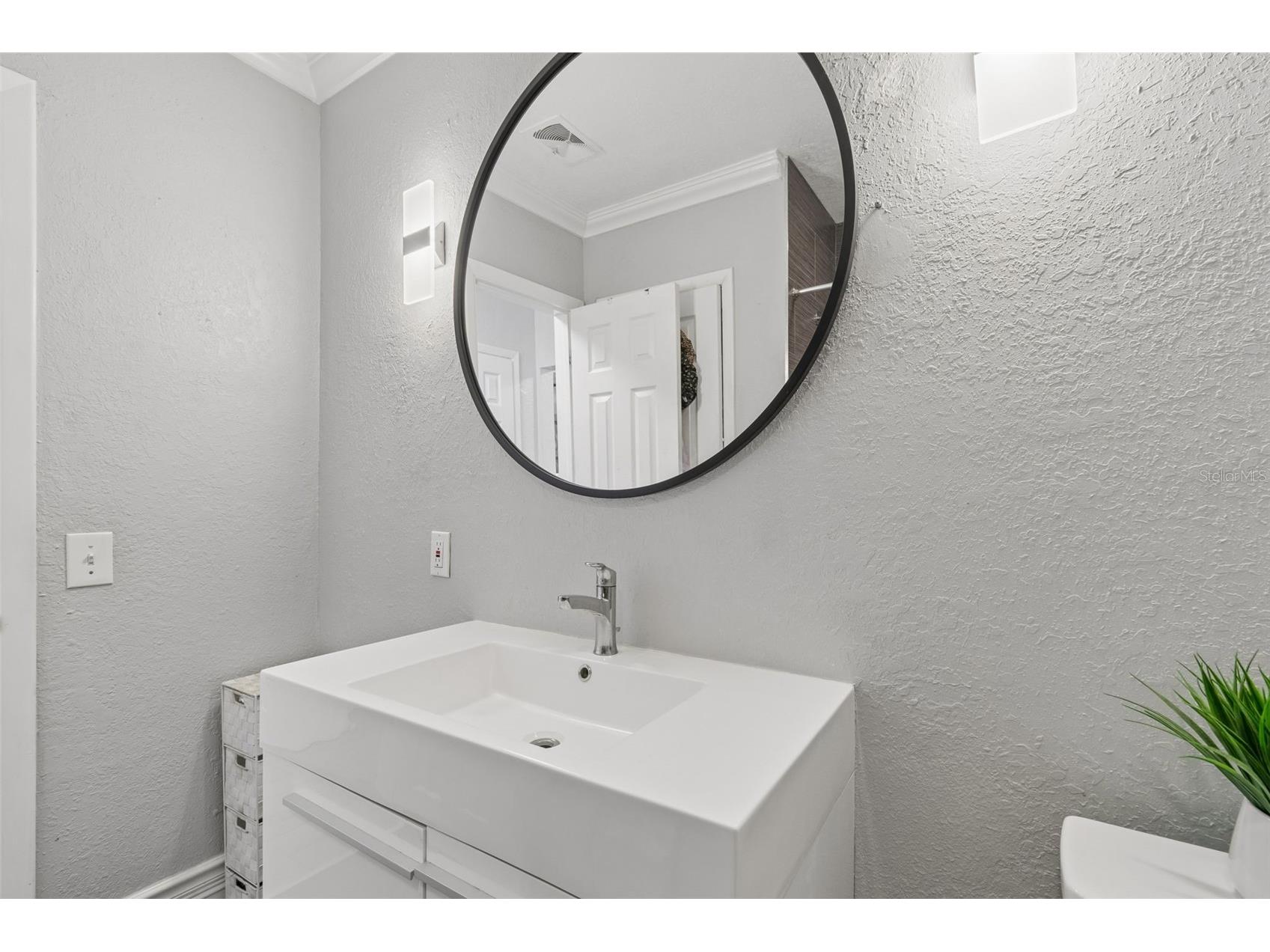 2790 Pinellas Point Drive S Saint Petersburg FL 33712 TB8504600 image49
