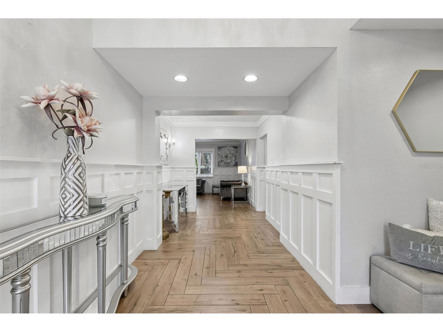 2790 Pinellas Point Drive S Saint Petersburg FL 33712 TB8504600 image5