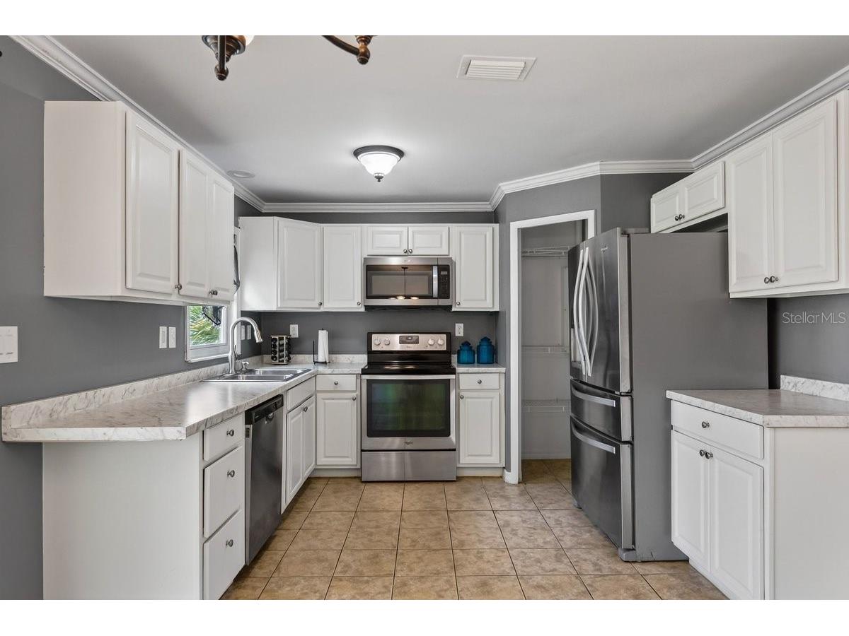 2791 Fulford Street Deltona FL 32738 V4948289 image10