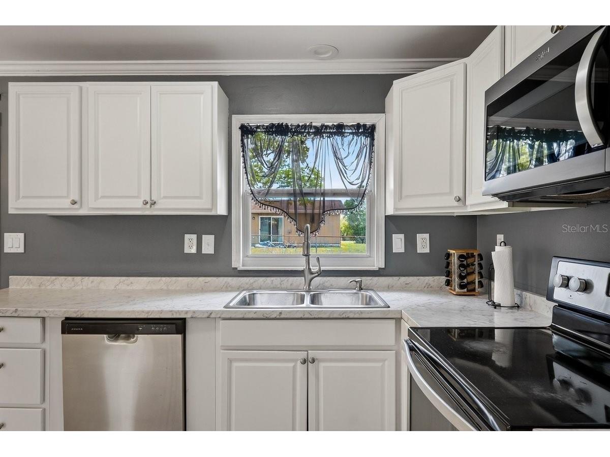 2791 Fulford Street Deltona FL 32738 V4948289 image11