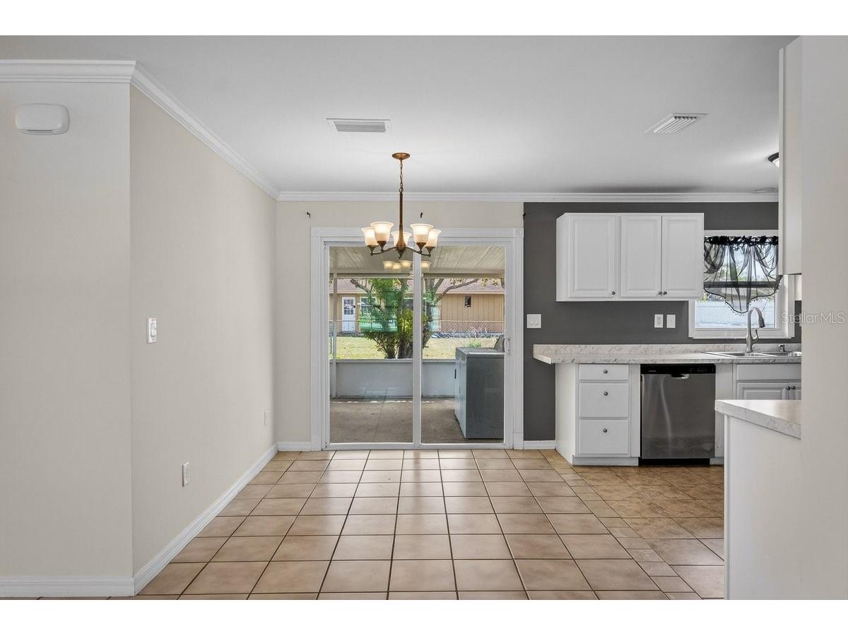 2791 Fulford Street Deltona FL 32738 V4948289 image18