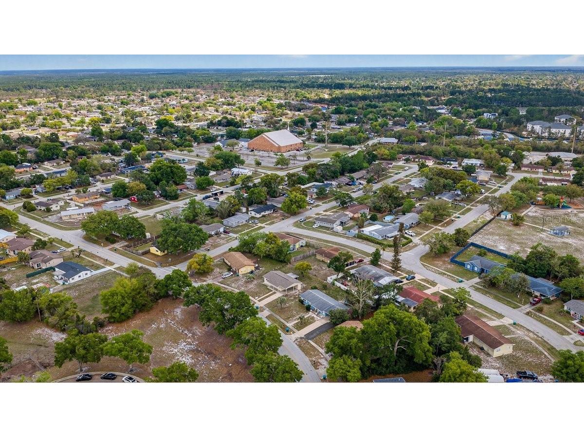 2791 Fulford Street Deltona FL 32738 V4948289 image23