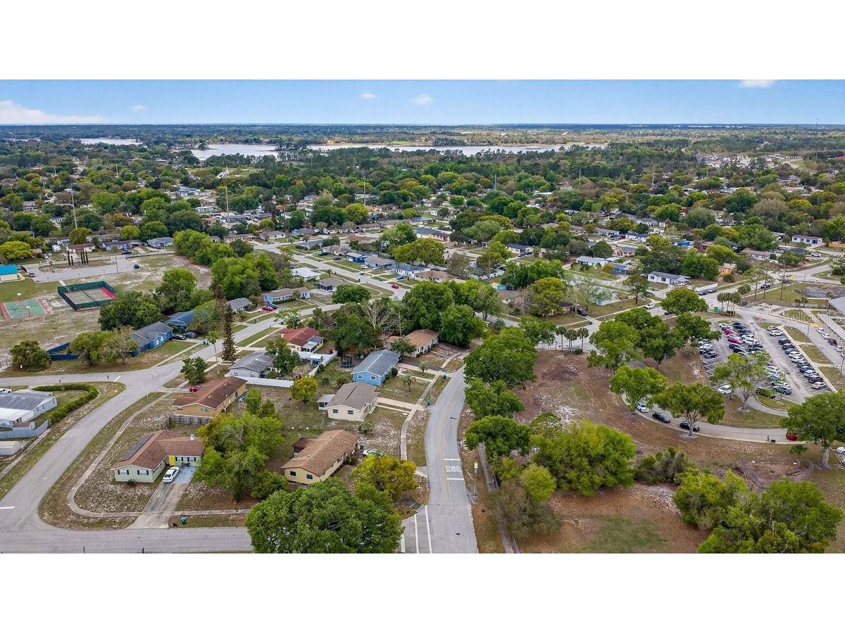 2791 Fulford Street Deltona FL 32738 V4948289 image26