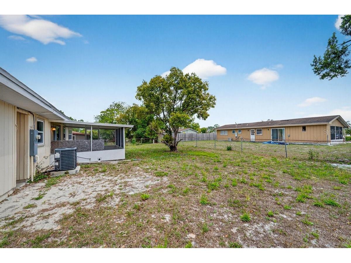 2791 Fulford Street Deltona FL 32738 V4948289 image38