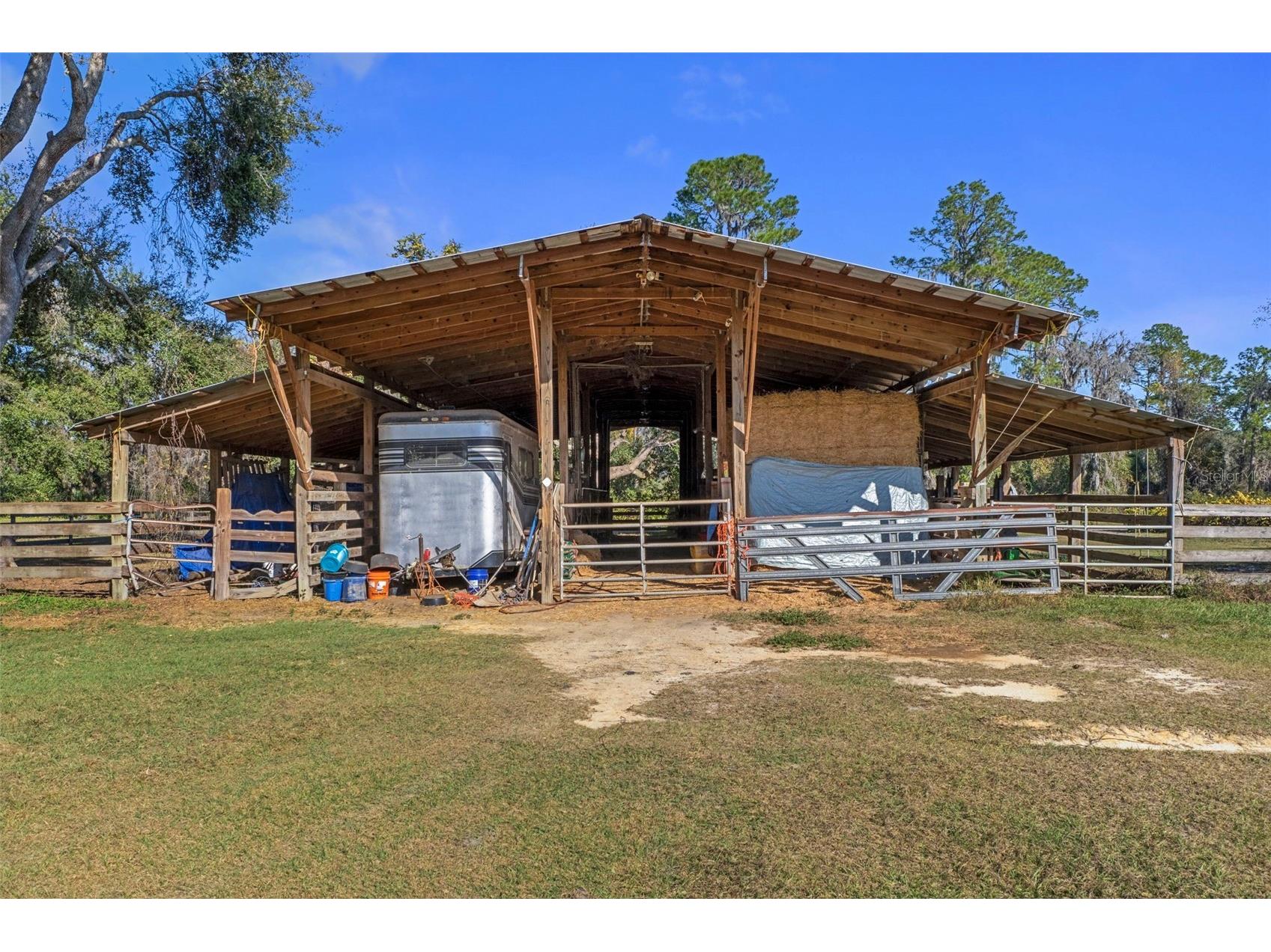 27910 Debbie Road Okahumpka FL 34762 OM715893 image57