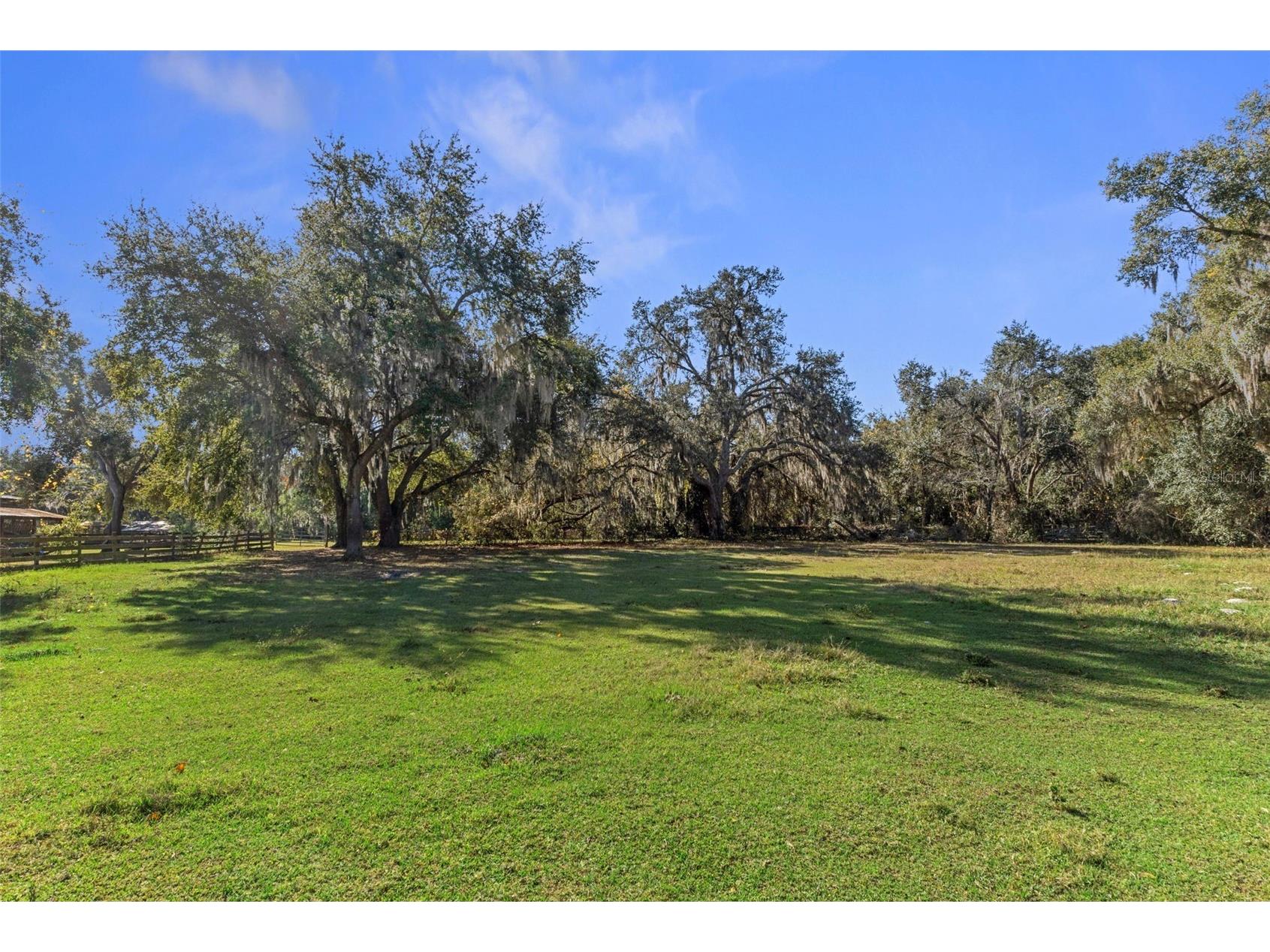 27910 Debbie Road Okahumpka FL 34762 OM715893 image63