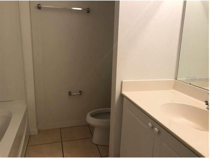 2792 Club Cortile Circle #B Kissimmee FL 34746 O6397805 image8