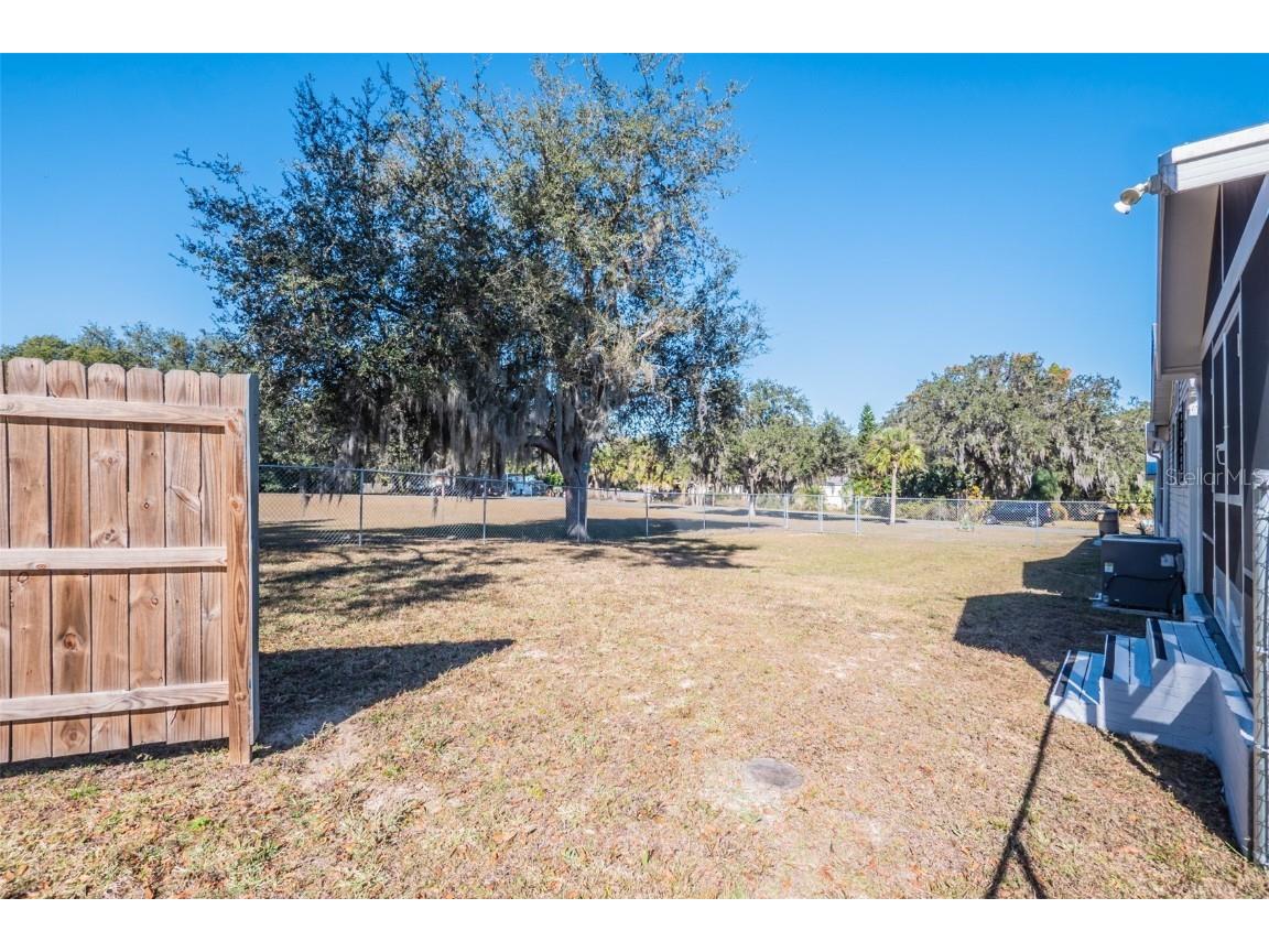 27925 N Pelican Isle Drive Leesburg FL 34748 G5106102 image46