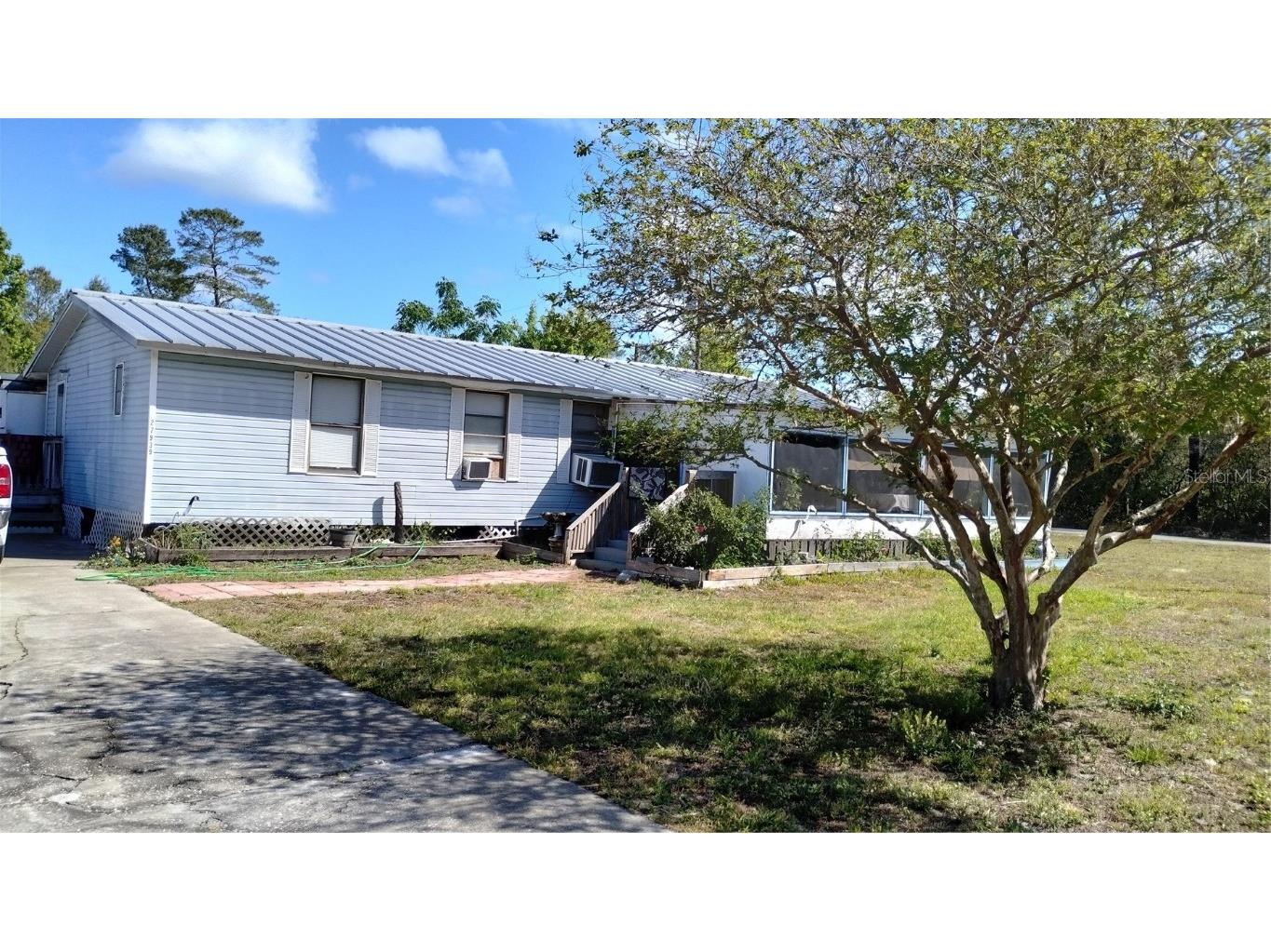 27939 Veva Avenue Paisley FL 32767 V4929341 image1