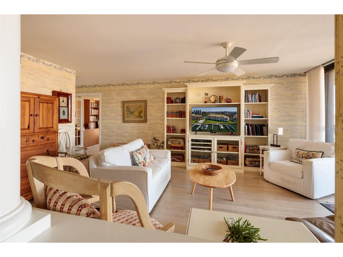 2795 Kipps Colony Drive S #101-102 Saint Petersburg FL 33707 TB8440076 image22