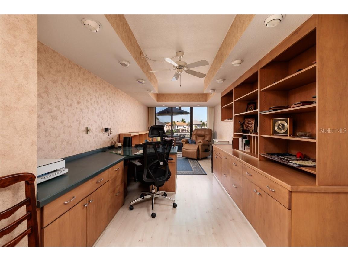 2795 Kipps Colony Drive S #101-102 Saint Petersburg FL 33707 TB8440076 image24