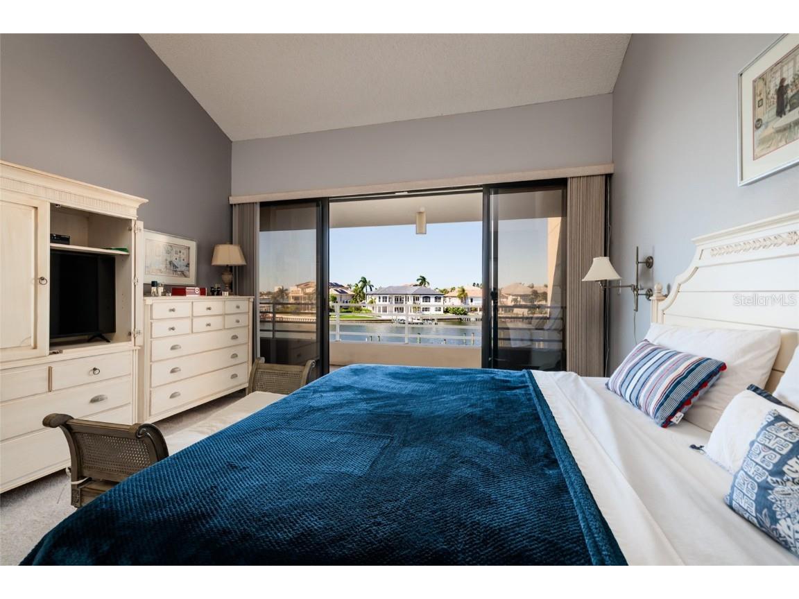 2795 Kipps Colony Drive S #101-102 Saint Petersburg FL 33707 TB8440076 image32