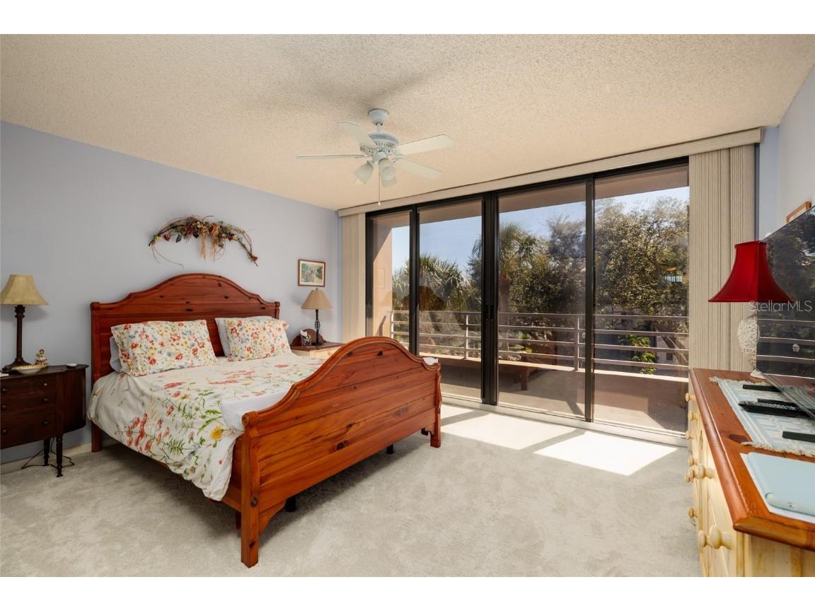 2795 Kipps Colony Drive S #101-102 Saint Petersburg FL 33707 TB8440076 image37