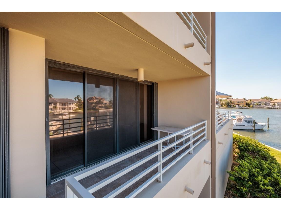 2795 Kipps Colony Drive S #101-102 Saint Petersburg FL 33707 TB8440076 image42