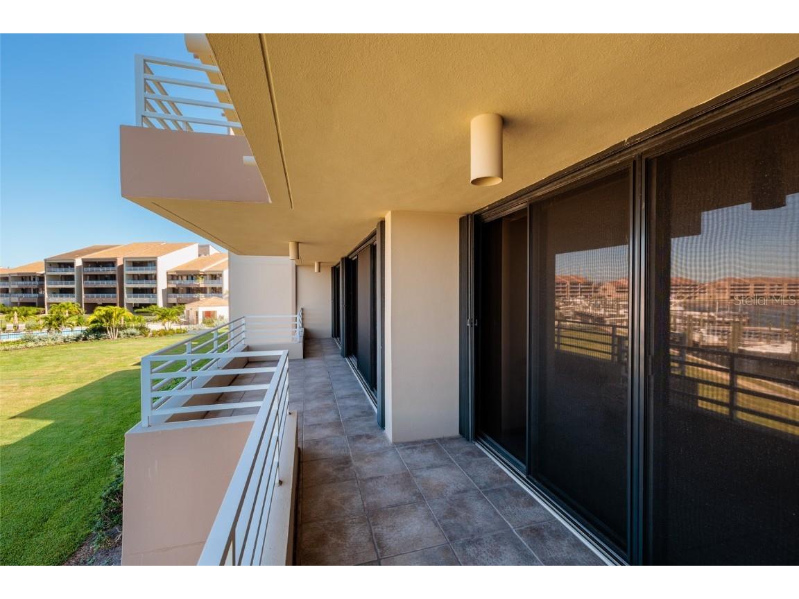 2795 Kipps Colony Drive S #101-102 Saint Petersburg FL 33707 TB8440076 image44