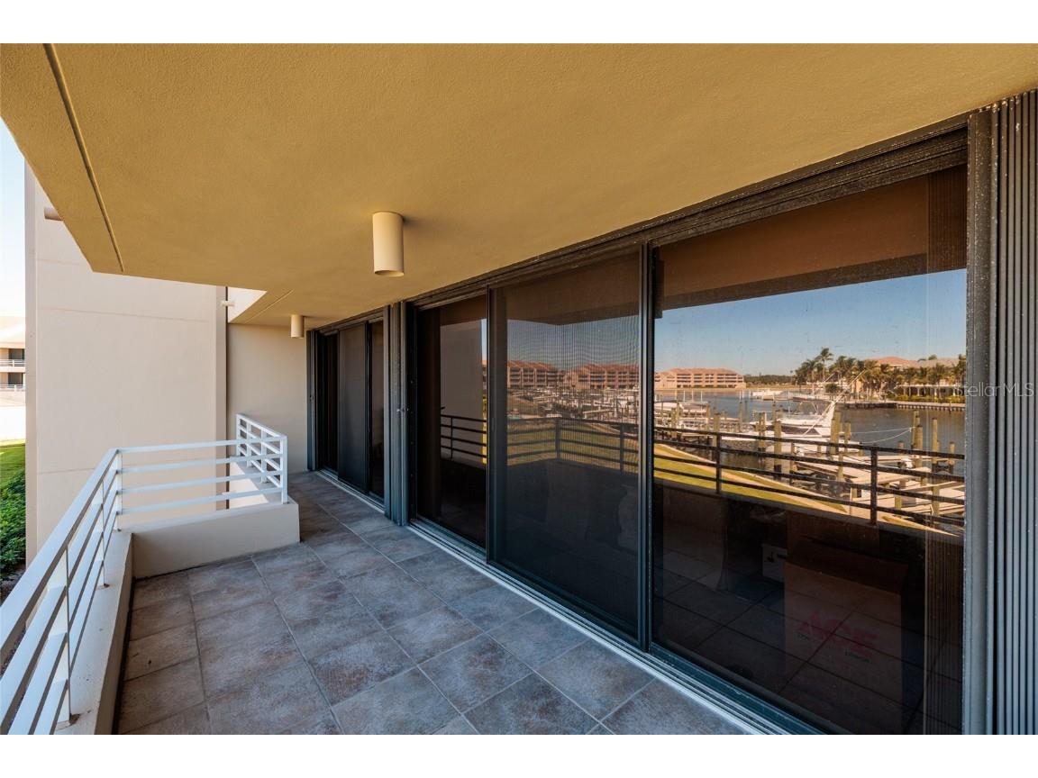 2795 Kipps Colony Drive S #101-102 Saint Petersburg FL 33707 TB8440076 image45