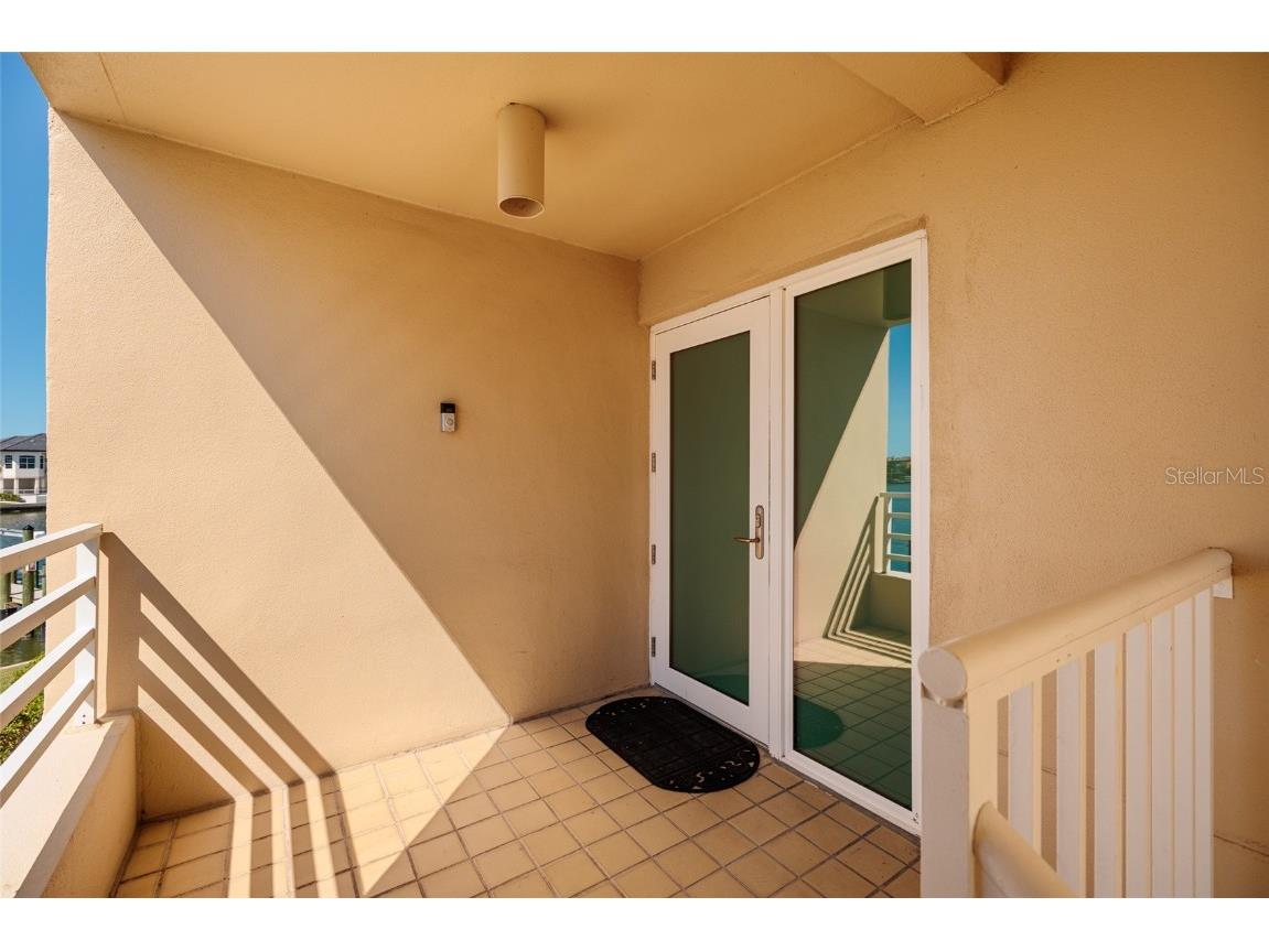 2795 Kipps Colony Drive S #101-102 Saint Petersburg FL 33707 TB8440076 image53