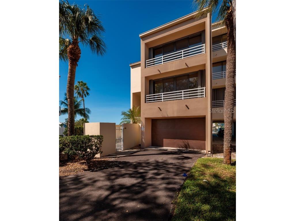 2795 Kipps Colony Drive S #101-102 Saint Petersburg FL 33707 TB8440076 image55