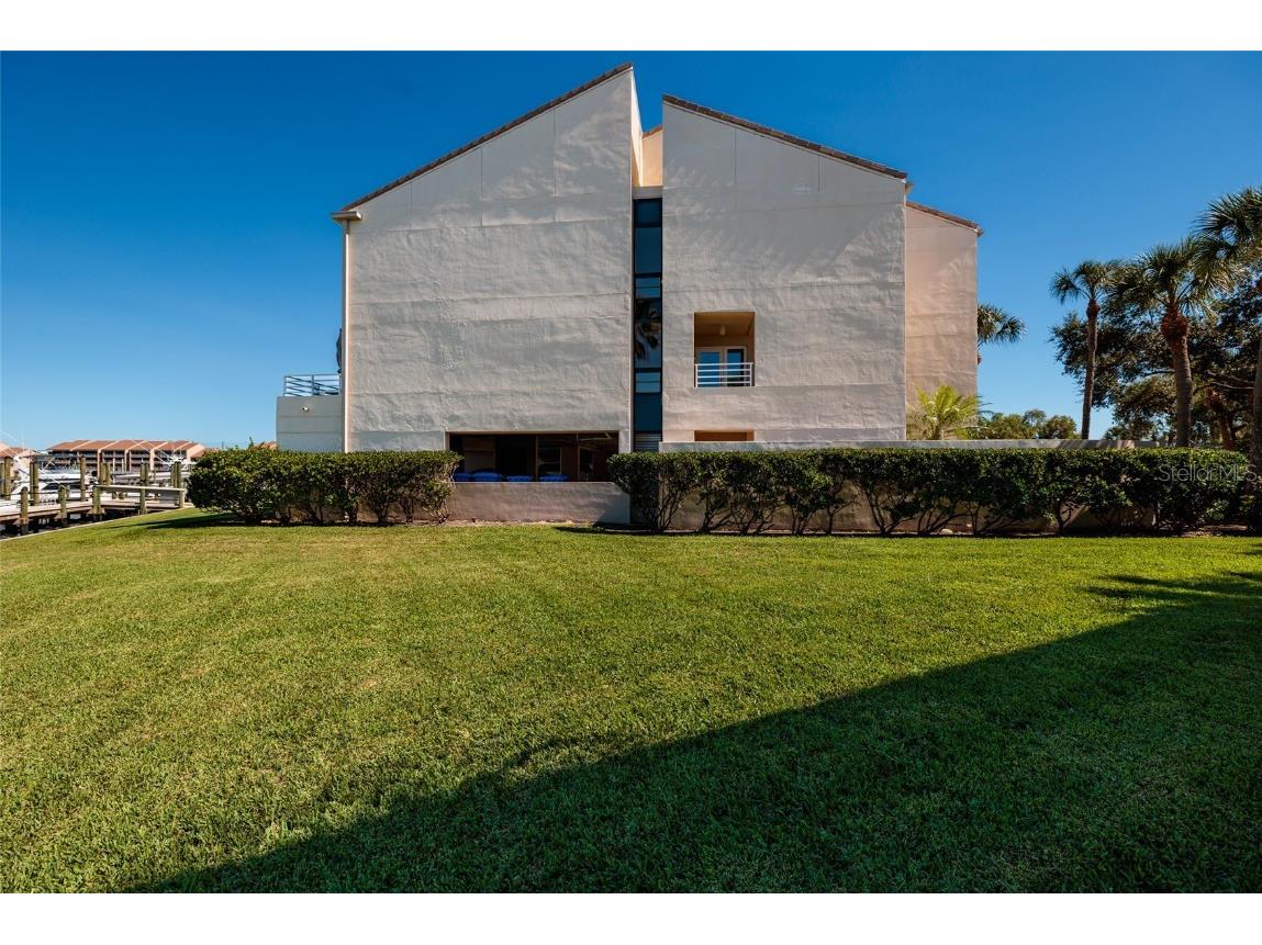 2795 Kipps Colony Drive S #101-102 Saint Petersburg FL 33707 TB8440076 image58