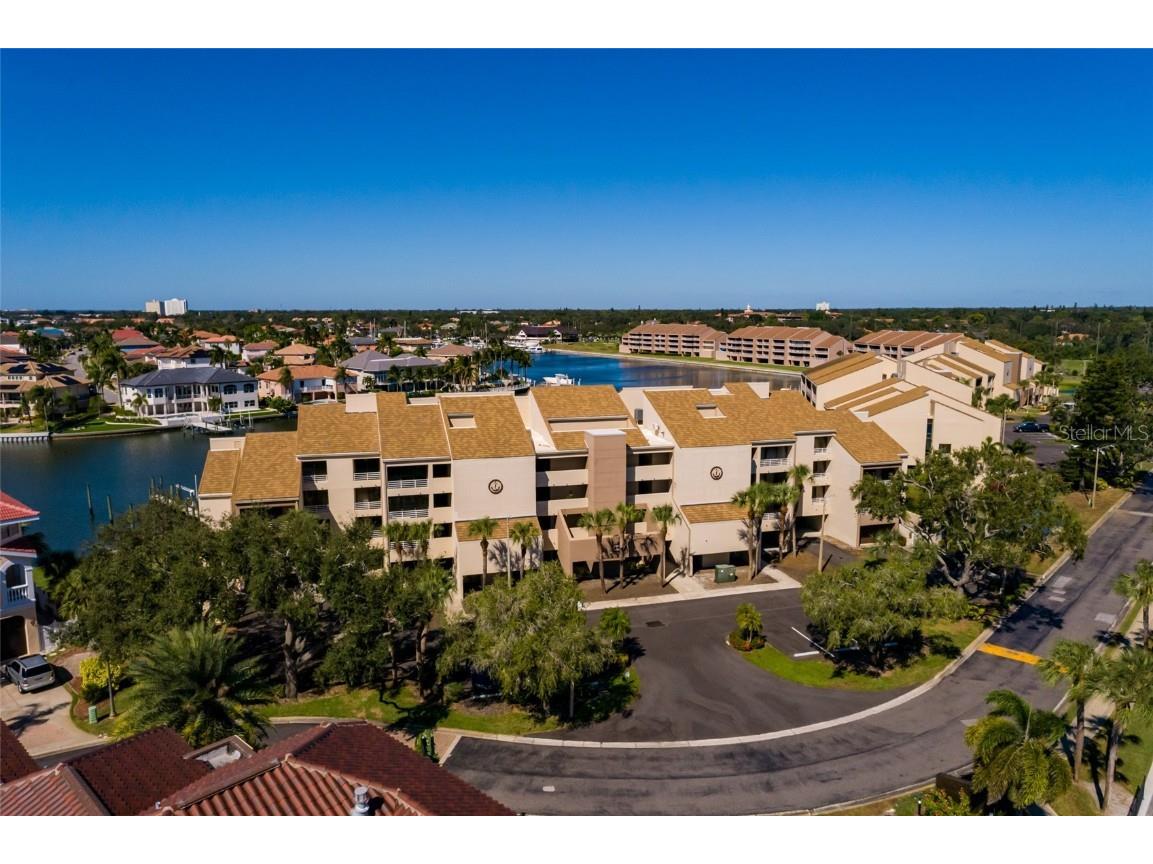 2795 Kipps Colony Drive S #101-102 Saint Petersburg FL 33707 TB8440076 image77