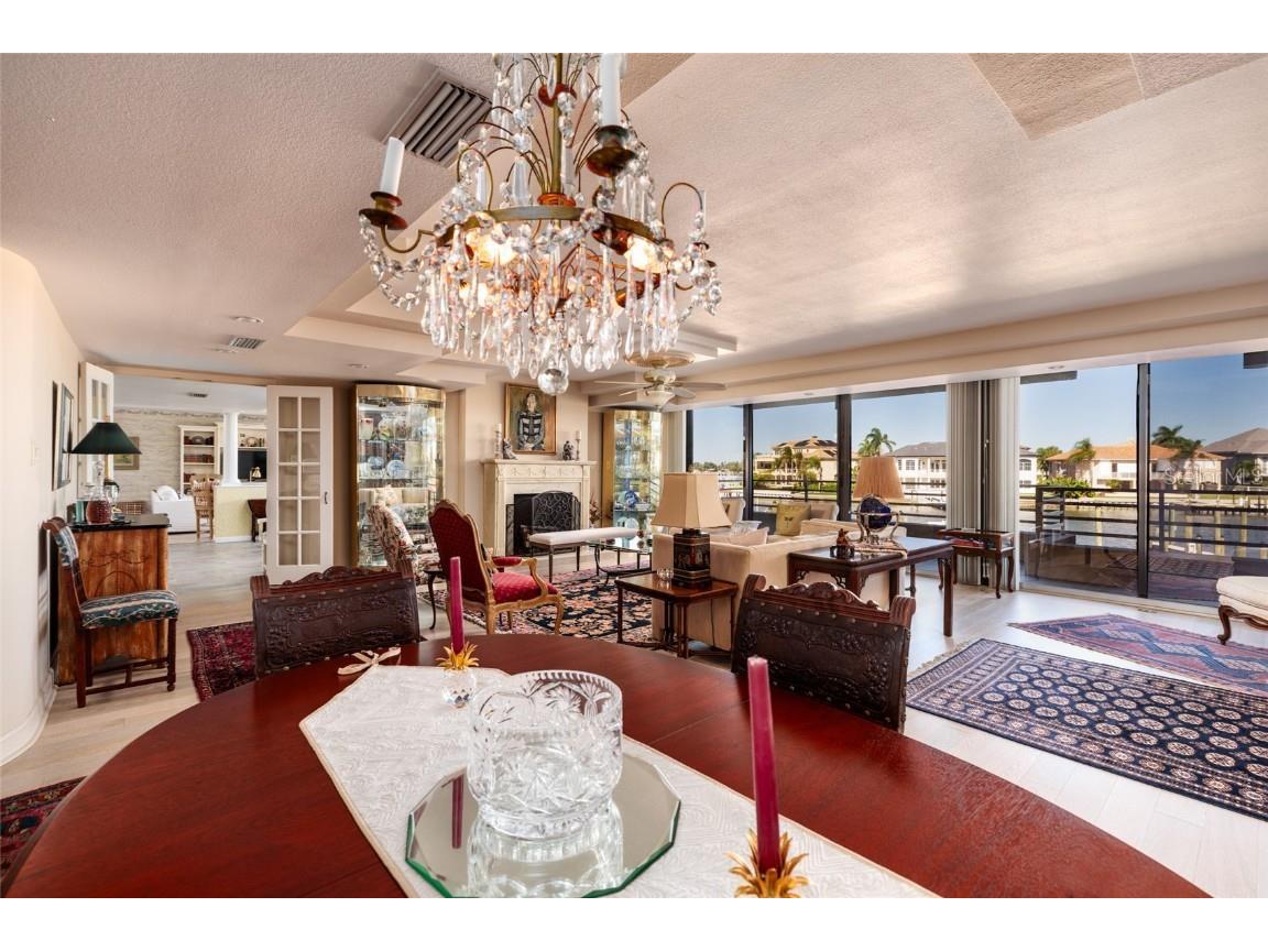 2795 Kipps Colony Drive S #101-102 Saint Petersburg FL 33707 TB8440076 image8