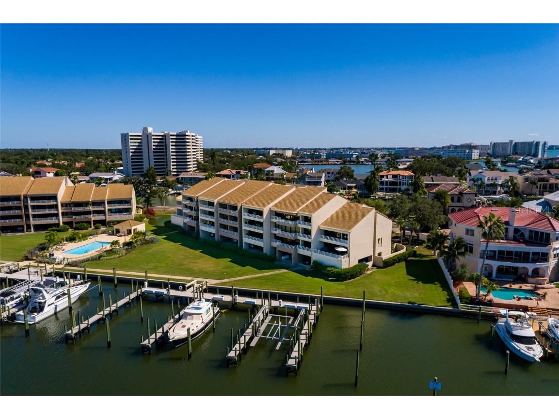 2795 Kipps Colony Drive S #101-102 Saint Petersburg FL 33707 TB8440076 image81