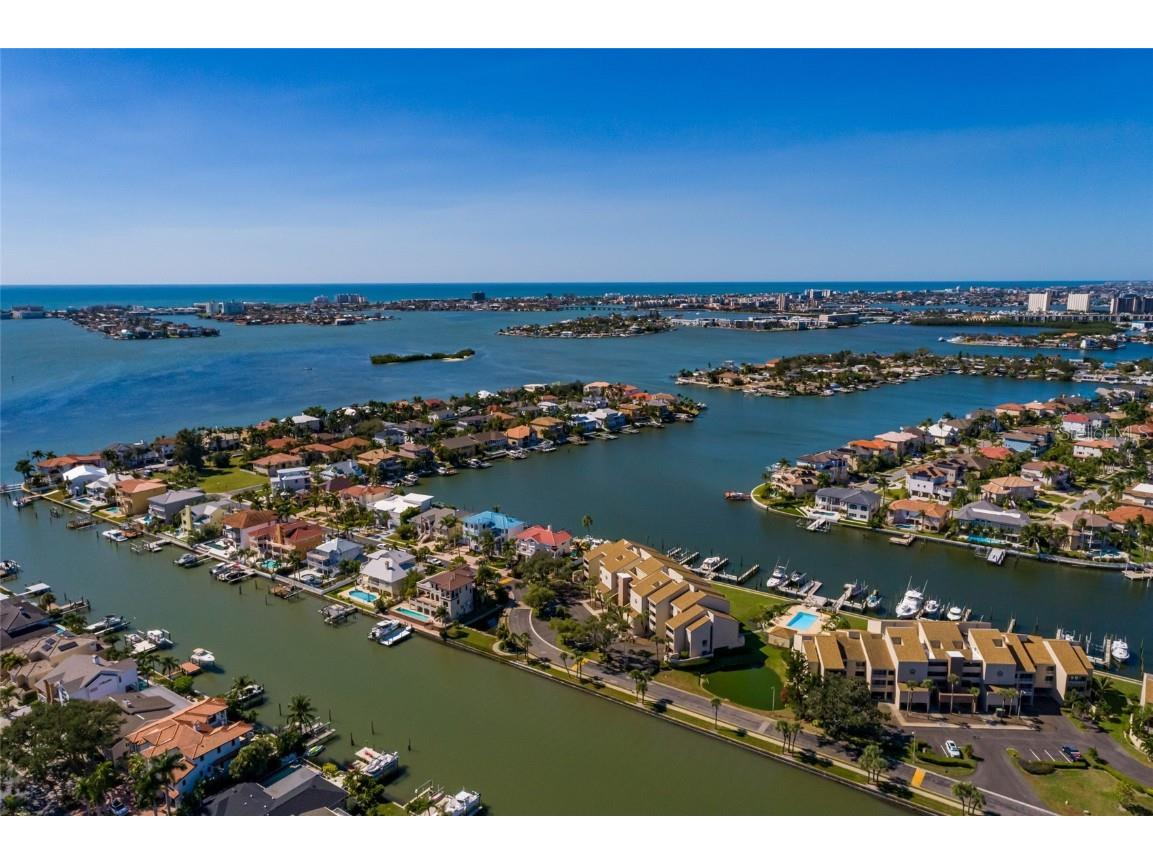 2795 Kipps Colony Drive S #101-102 Saint Petersburg FL 33707 TB8440076 image82