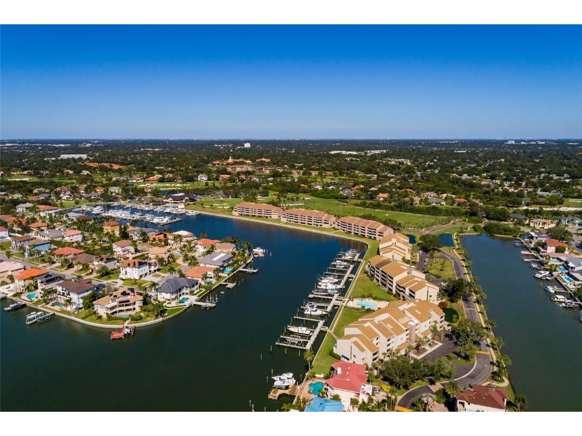 2795 Kipps Colony Drive S #101-102 Saint Petersburg FL 33707 TB8440076 image85