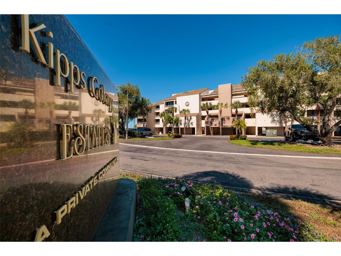 2795 Kipps Colony Drive S #101-102 Saint Petersburg FL 33707 TB8440076 image93