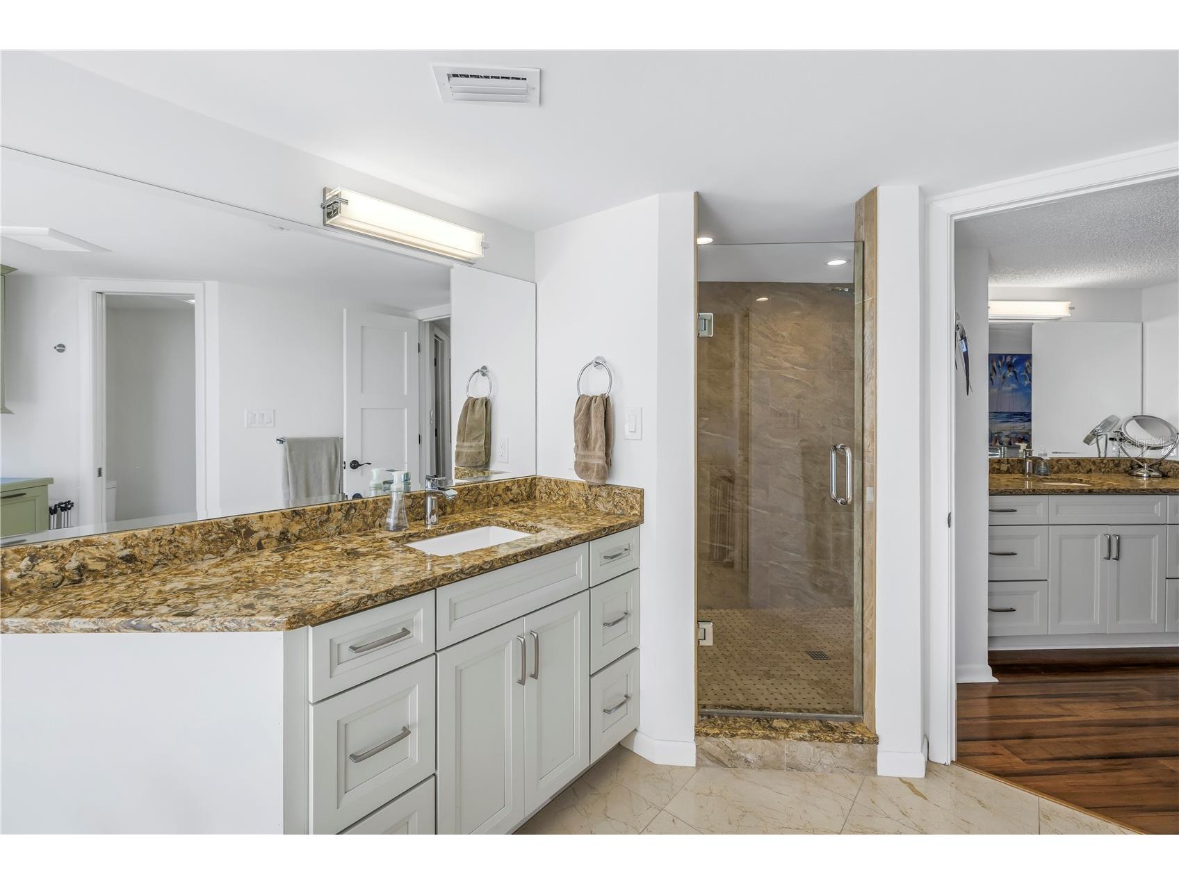 2795 Kipps Colony Drive S #305 Saint Petersburg FL 33707 - BOCA CIEGA BAY TB8493098 image41