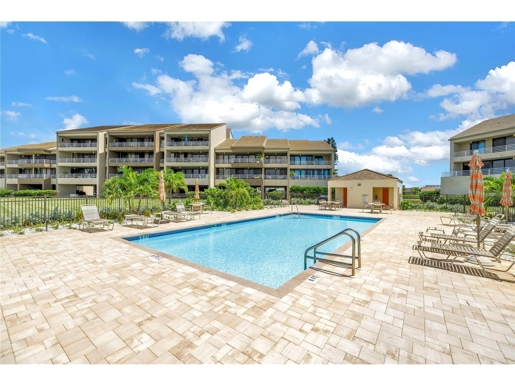 2795 Kipps Colony Drive S #305 Saint Petersburg FL 33707 - BOCA CIEGA BAY TB8493098 image50