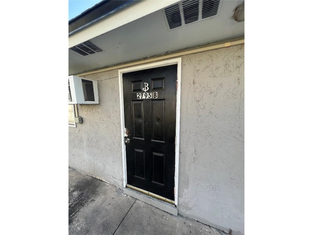 2795 L B Mcleod Road #B Orlando FL 32805 J964938 image1