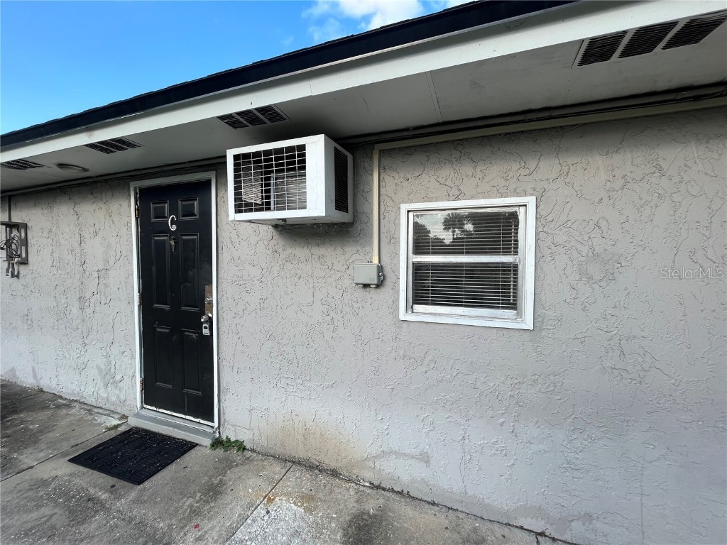 2795 L B Mcleod Road #C Orlando FL 32805 J965134 image1